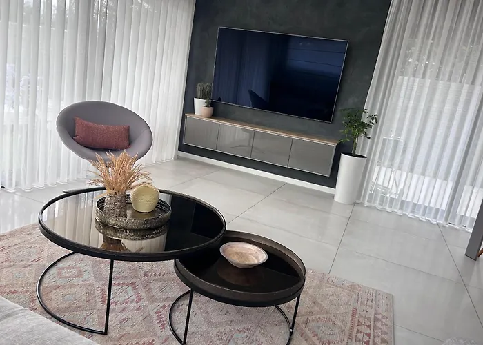 Maison T5 Avec Piscine T5Chambres Annecy
